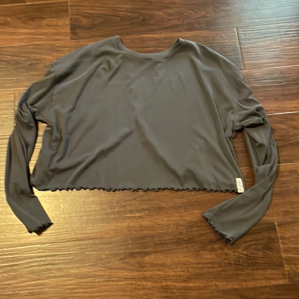 Lorna Jane crop workout top size L steel gray